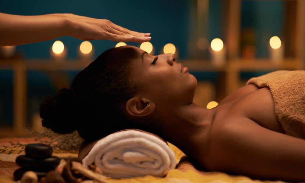 Reiki Massage: Integrating Energy Healing with Therapeutic Touch